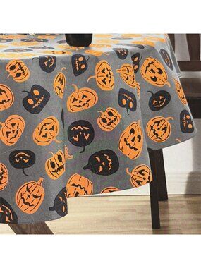 Celebrate Halloween PEVA Vinyl Tablecloth Pumpkin Jack O Lantern 70" Round NEW